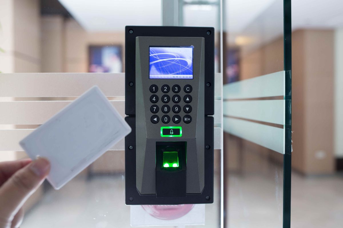 Bezawaryjne systemy kontroli dostępu